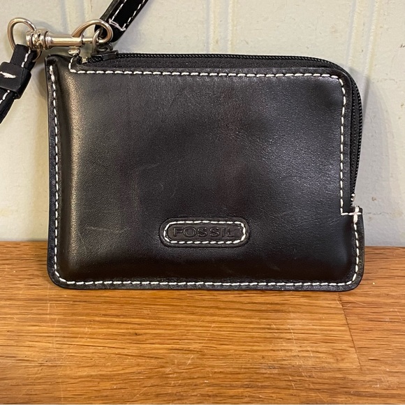 SOLD Fossil Leather ID Lanyard - Picture 3 of 7